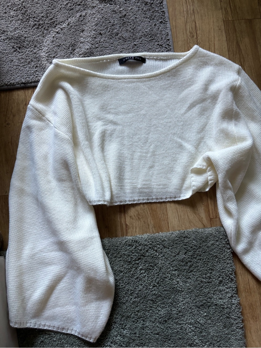 White Fox Cropped Long Sleeve